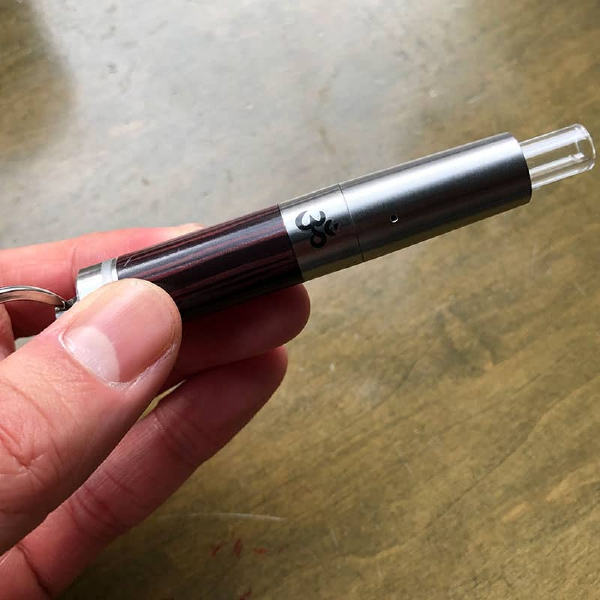 AirVape OM Wax Vape Pen Keychain Cannabis Vape Reviews