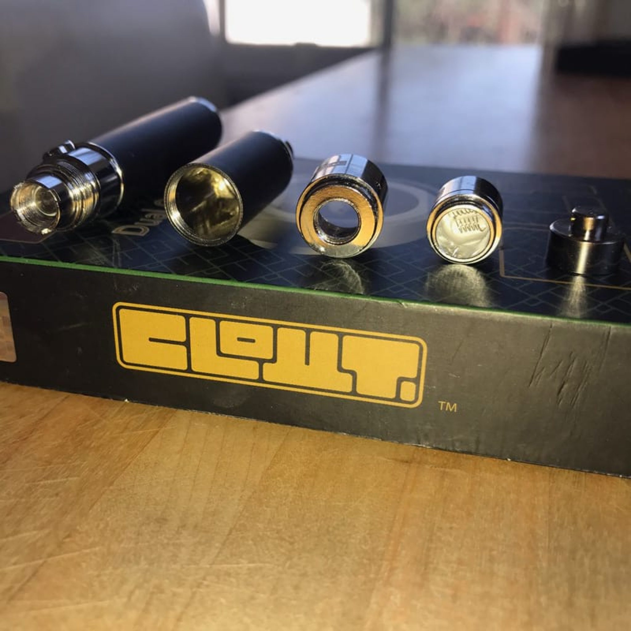 Clout DL1 Wax Vape Pen Dual Quartz Coils Cannabis Vape Reviews