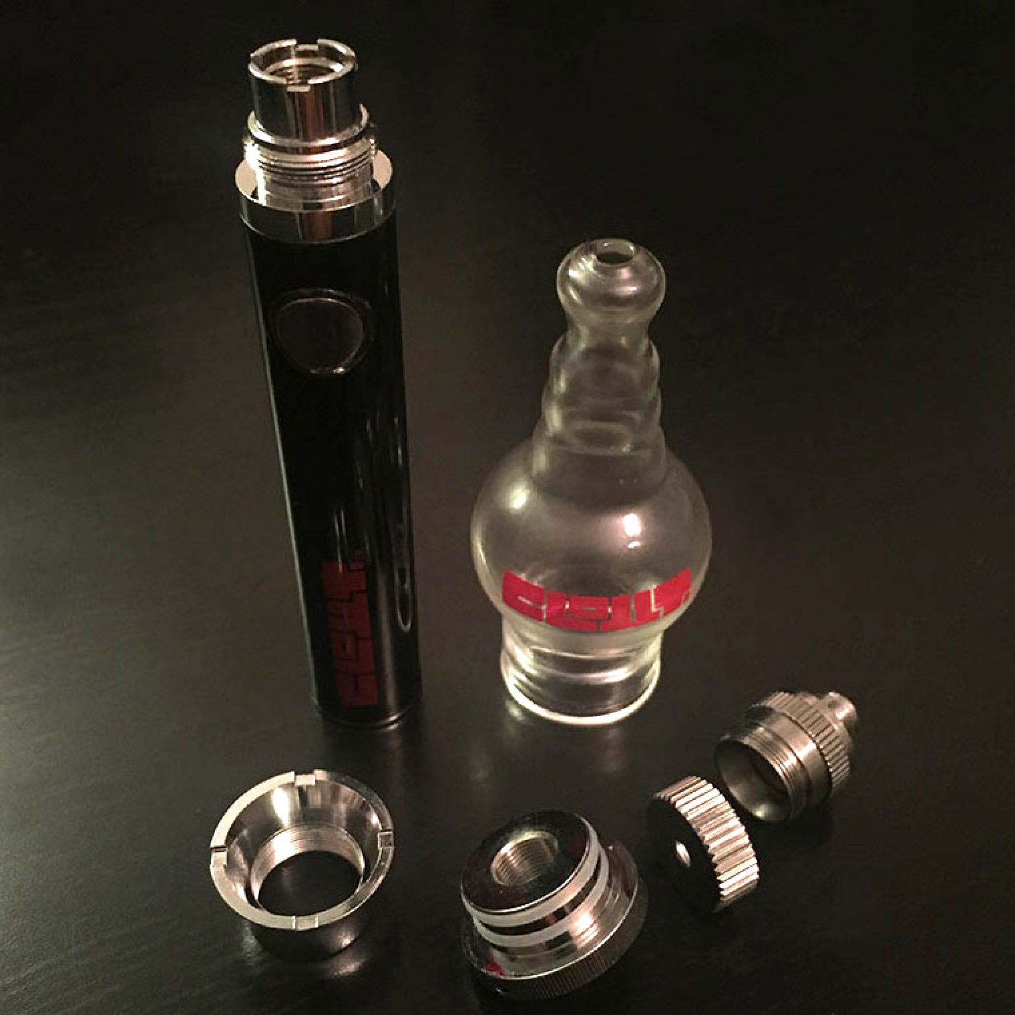 Cloud Oozi Clip Glass Globe Wax Vape Pen Vape Reviews