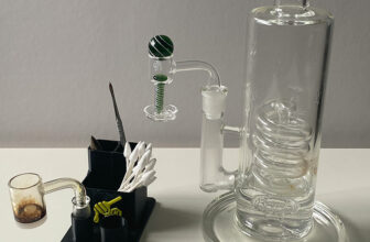 dabbing accessories and dab station