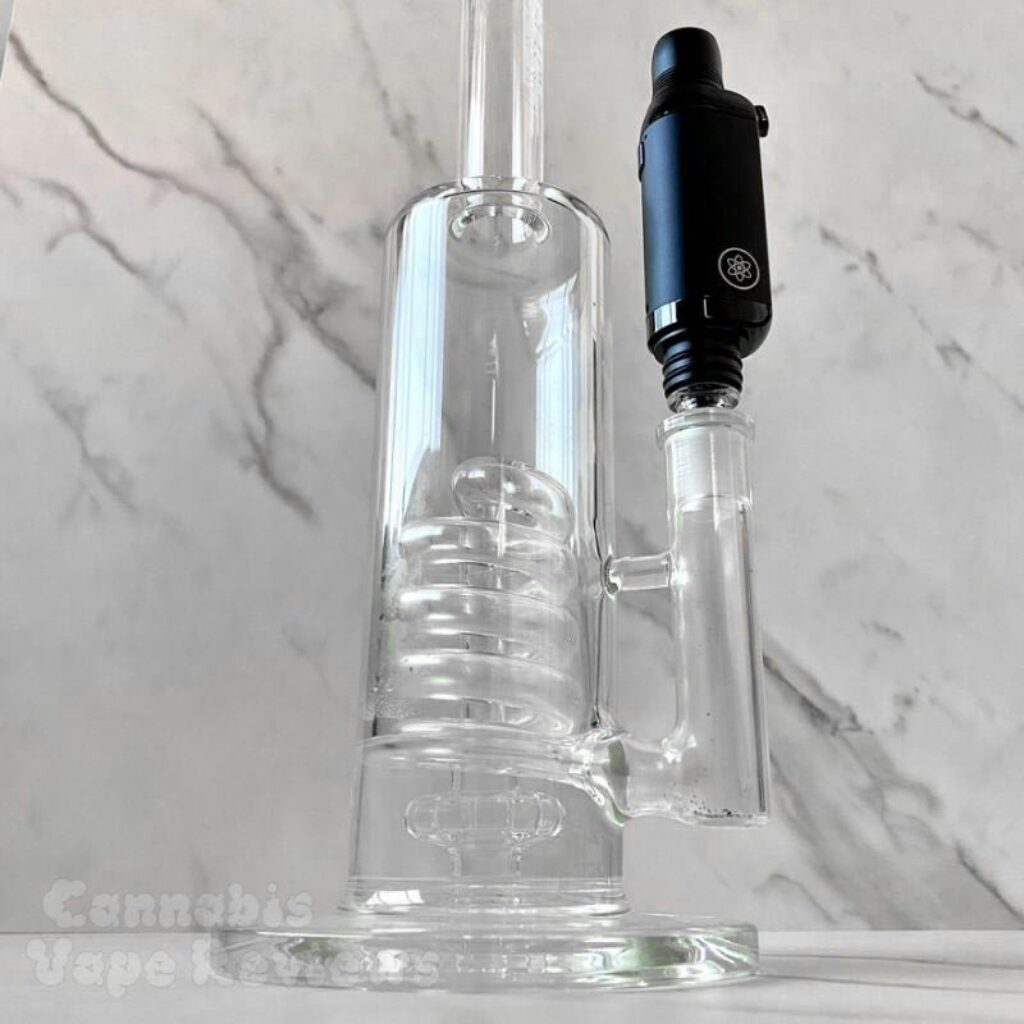 dabtech trio enail attached to waterpipe