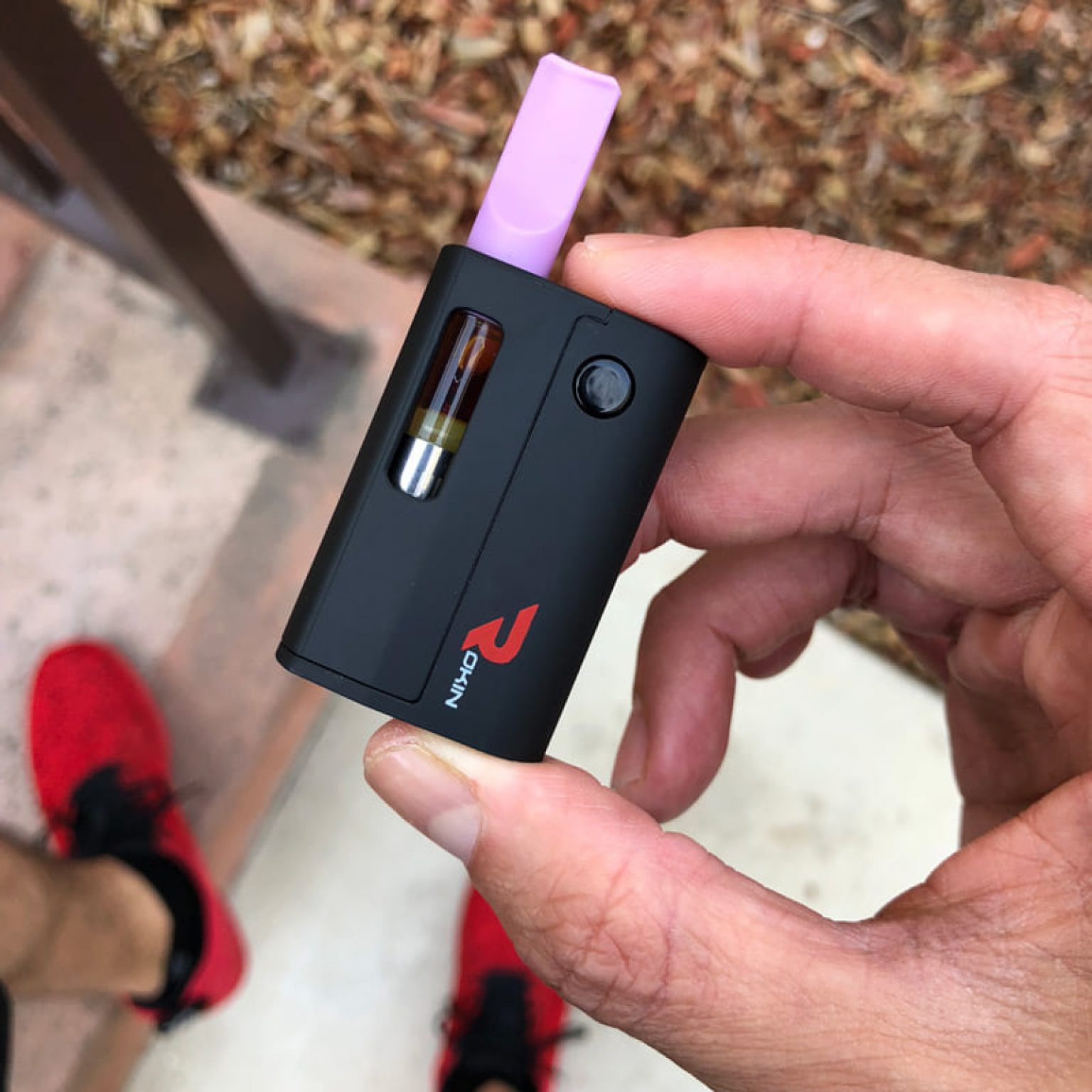 Do Vapes Come With Chargers at Gilbert Kasper blog