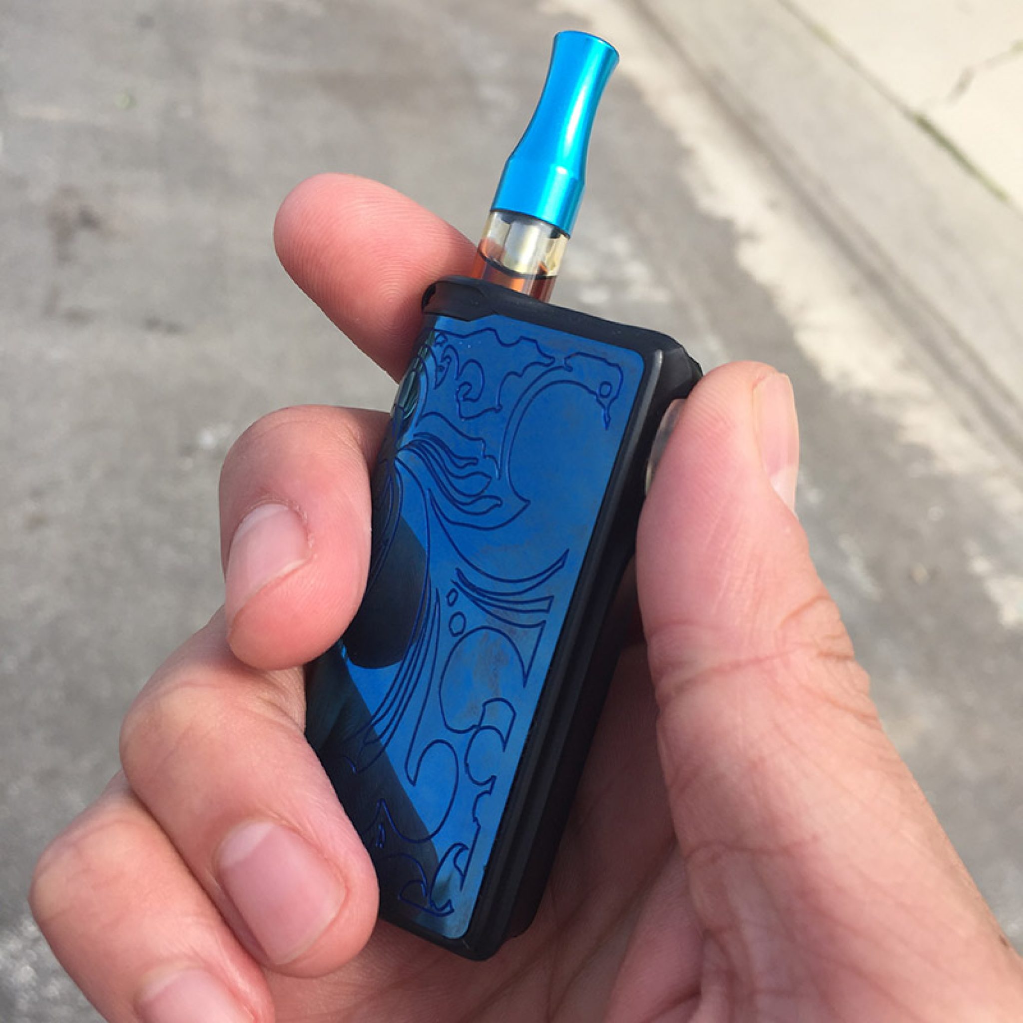 Swan Vape Battery by S6XTH Sense - Cannabis Vape Reviews