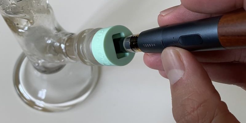How to Vape with Your Bong for the Best Hits Possible