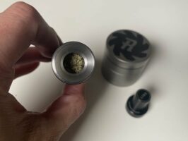 Herb Ripper steel grinder