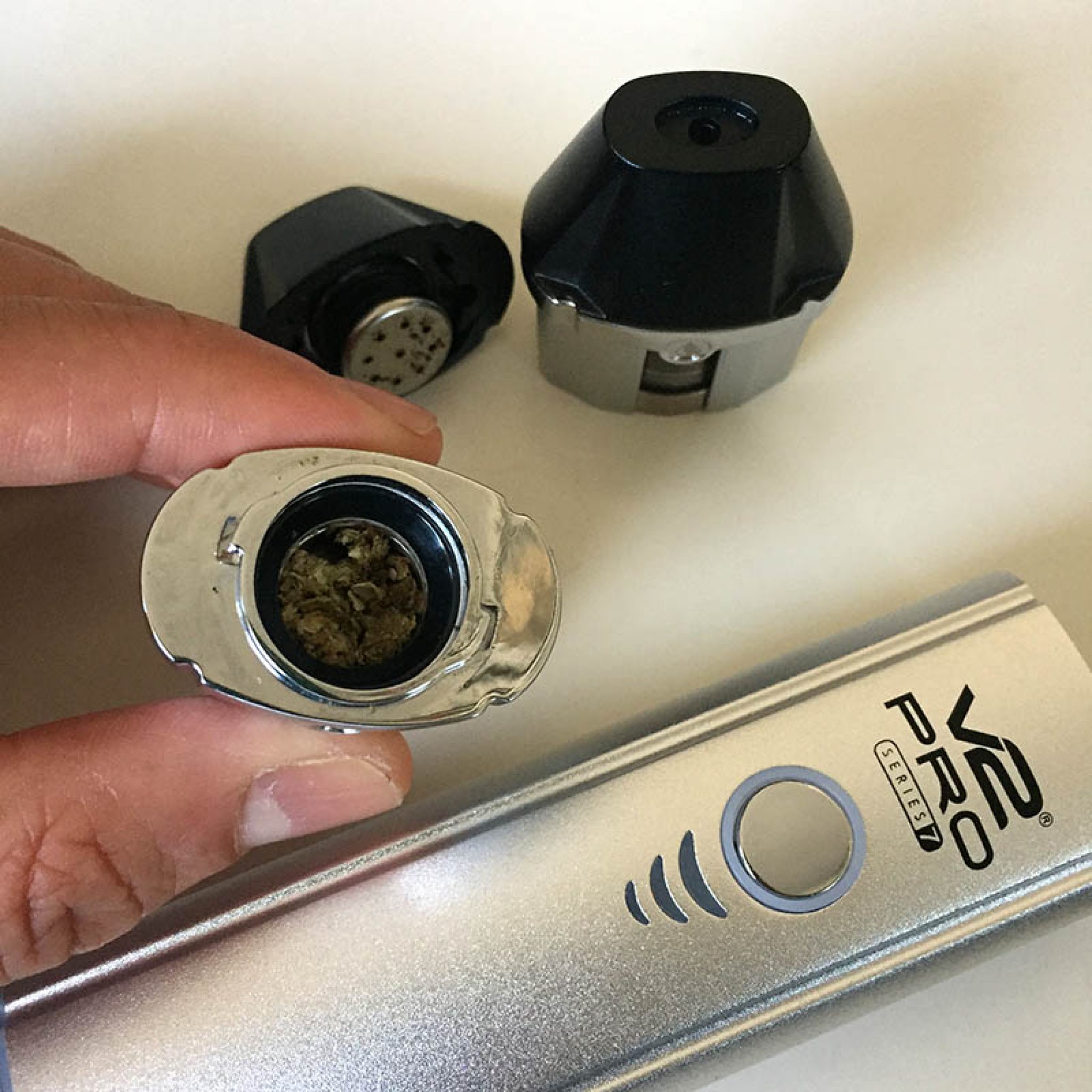 V2 PRO Series 7 Combo Vaporizer Cannabis Vape Reviews